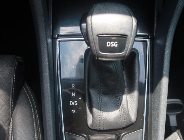 Škoda Karoq  1.5 TSI Style