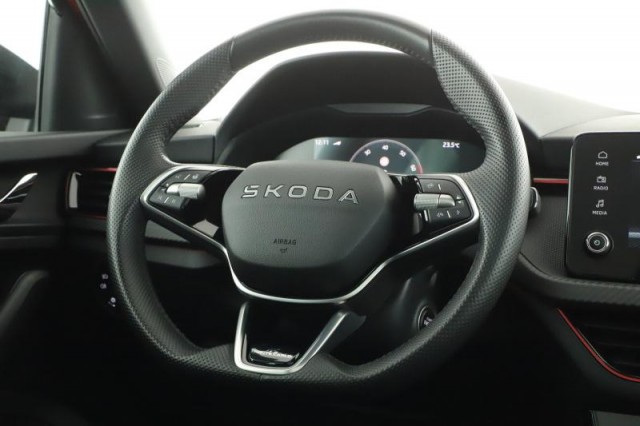 Škoda Kamiq  1.0 TSI Monte Carlo