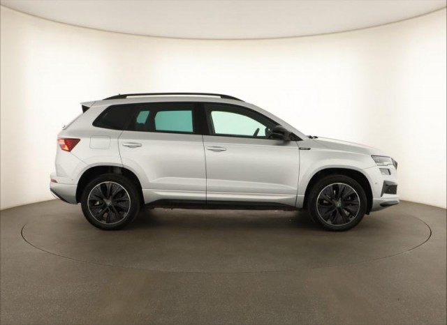 Škoda Karoq  1.5 TSI Sportline