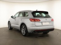 Volkswagen Touareg  3.0 TDI 