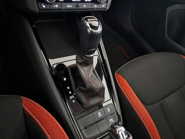 Škoda Kamiq  1.0 TSI Monte Carlo