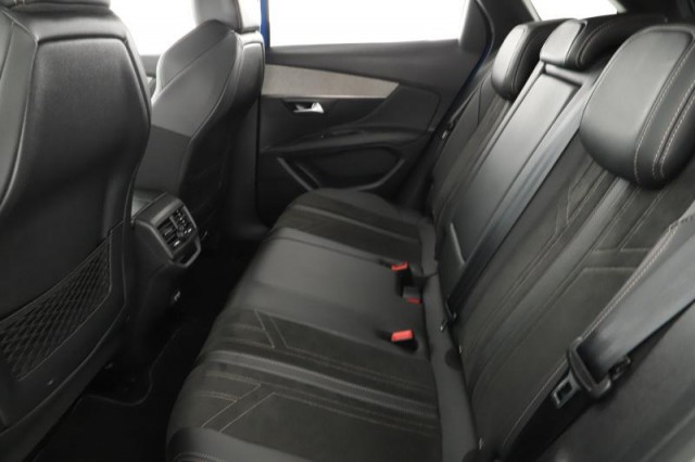 Peugeot 3008  1.2 PureTech 