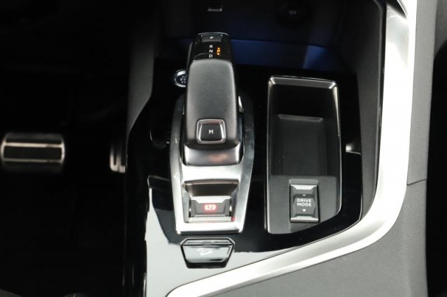 Peugeot 3008  1.2 PureTech 