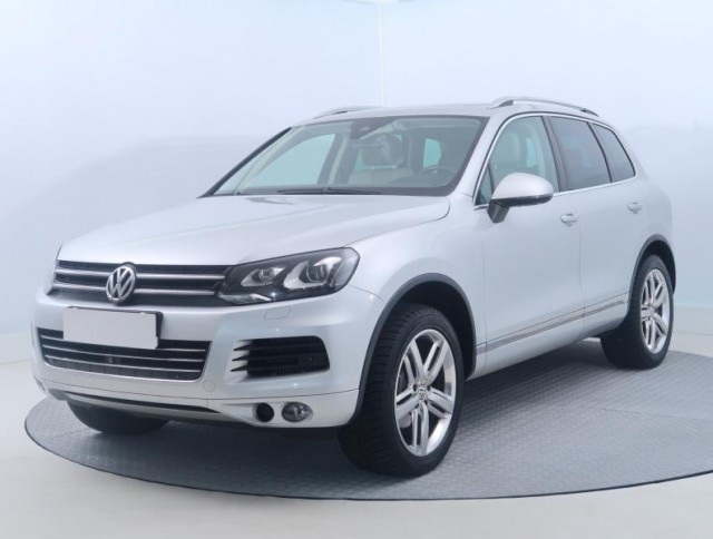 Volkswagen Touareg  3.0 TDI 