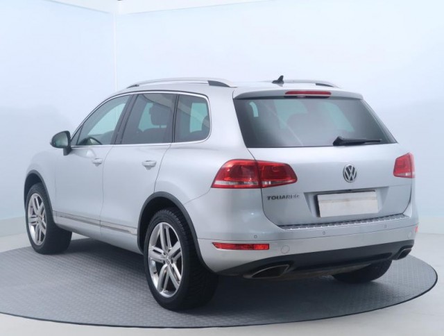 Volkswagen Touareg  3.0 TDI 