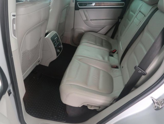 Volkswagen Touareg  3.0 TDI 