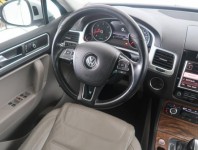 Volkswagen Touareg  3.0 TDI 