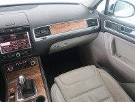 Volkswagen Touareg  3.0 TDI 
