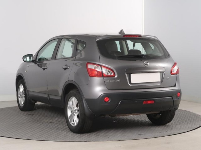 Nissan Qashqai  1.6 