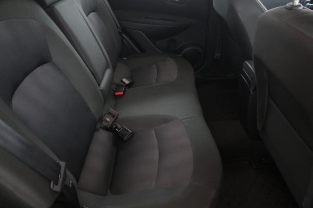 Nissan Qashqai  1.6 