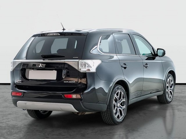 Mitsubishi Outlander  2.2 DI-D 
