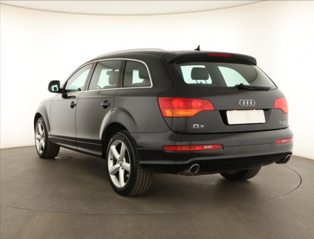 Audi Q7  3.0 TDI S-Line