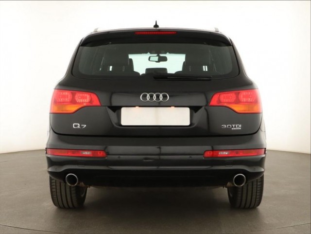 Audi Q7  3.0 TDI S-Line