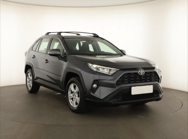 Toyota RAV 4  2.0 Valvematic 