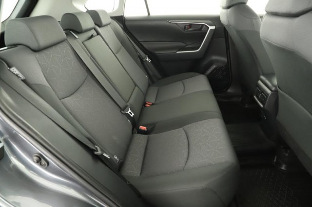 Toyota RAV 4  2.0 Valvematic 
