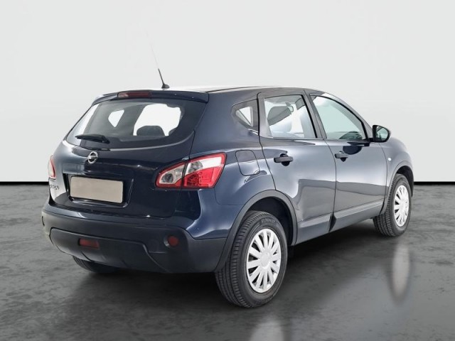 Nissan Qashqai  1.6 