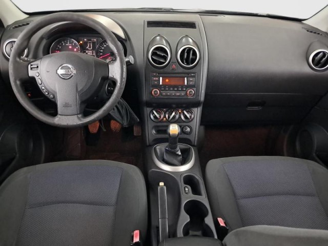 Nissan Qashqai  1.6 
