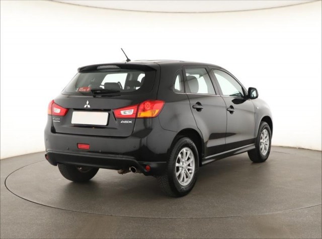 Mitsubishi ASX  1.6 MIVEC 