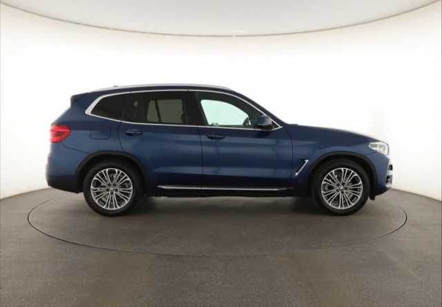 BMW X3  xDrive20d Luxury line
