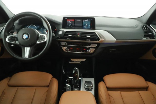 BMW X3  xDrive20d Luxury line
