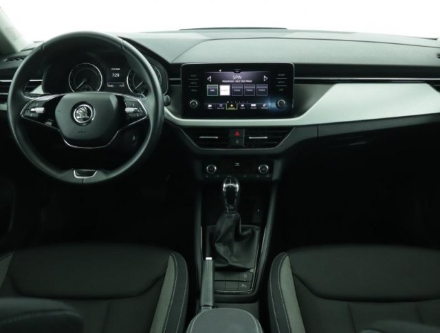Škoda Kamiq  1.5 TSI Ambition