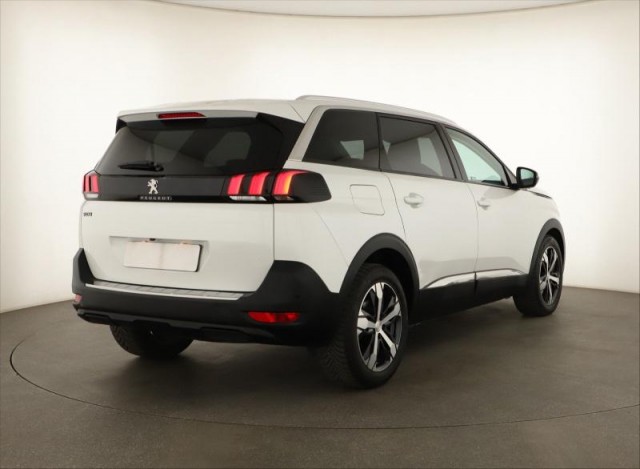 Peugeot 5008  1.6 BlueHDi Premium