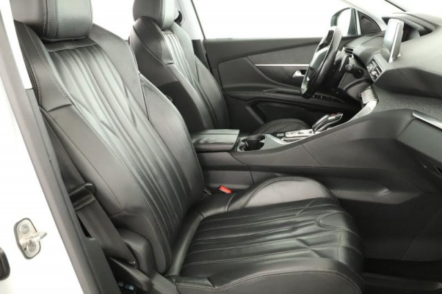 Peugeot 5008  1.6 BlueHDi Premium