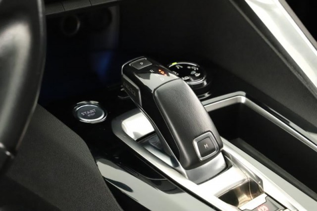 Peugeot 5008  1.6 BlueHDi Premium