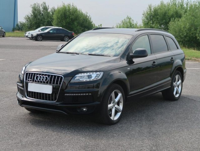 Audi Q7  3.0 TDI S-Line