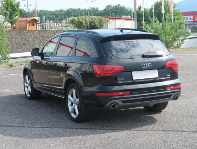 Audi Q7  3.0 TDI S-Line