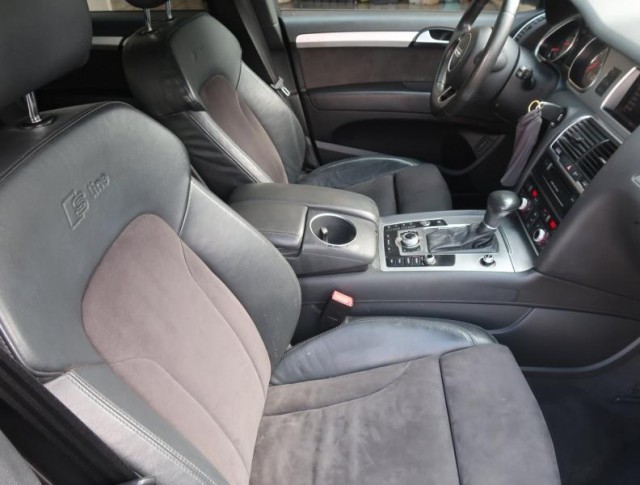 Audi Q7  3.0 TDI S-Line