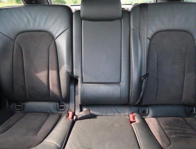 Audi Q7  3.0 TDI S-Line