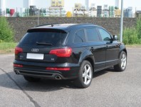 Audi Q7  3.0 TDI S-Line
