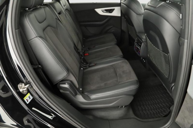 Audi Q7  50 TDI S-Line