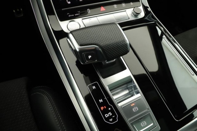 Audi Q7  50 TDI S-Line