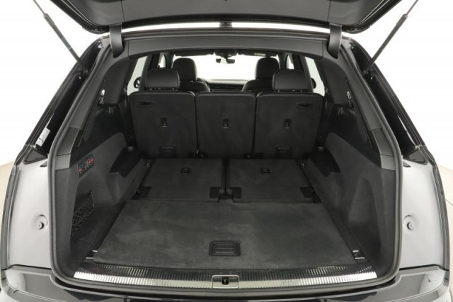 Audi Q7  50 TDI S-Line