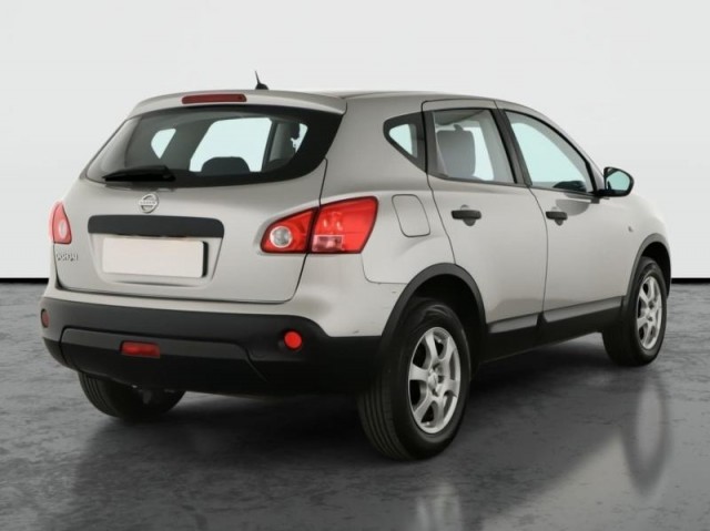 Nissan Qashqai  1.6 