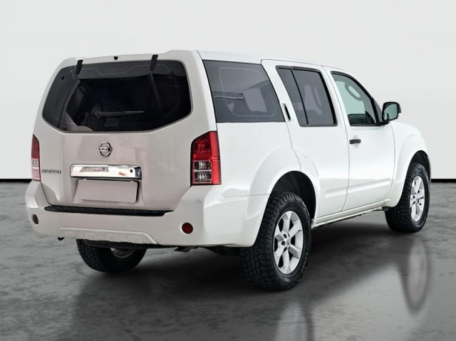 Nissan Pathfinder  2.5 dCi 