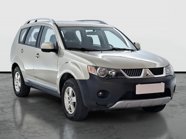 Mitsubishi Outlander  2.2 DI-D 