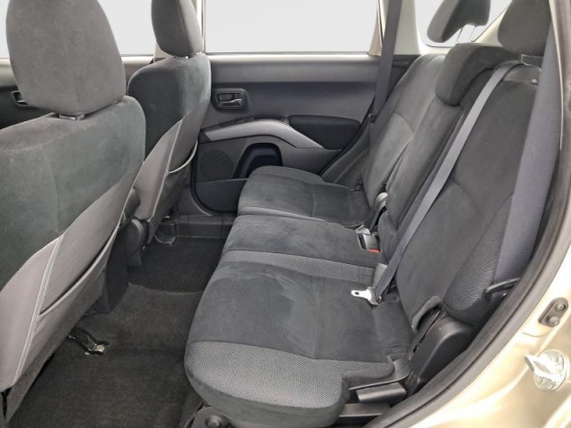 Mitsubishi Outlander  2.2 DI-D 