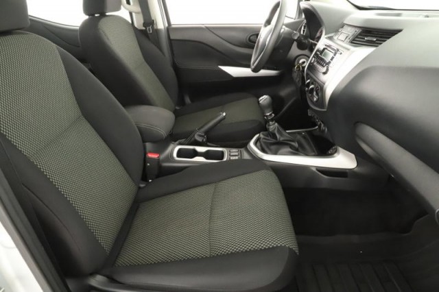 Nissan Navara  2.3 dCi 