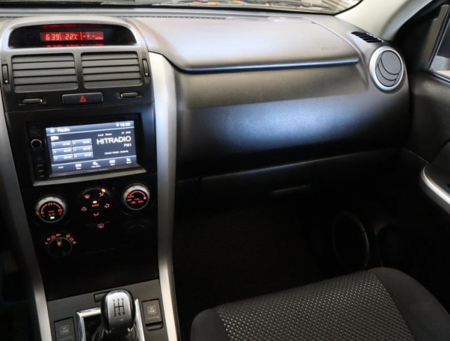 Suzuki Grand Vitara  2.0 