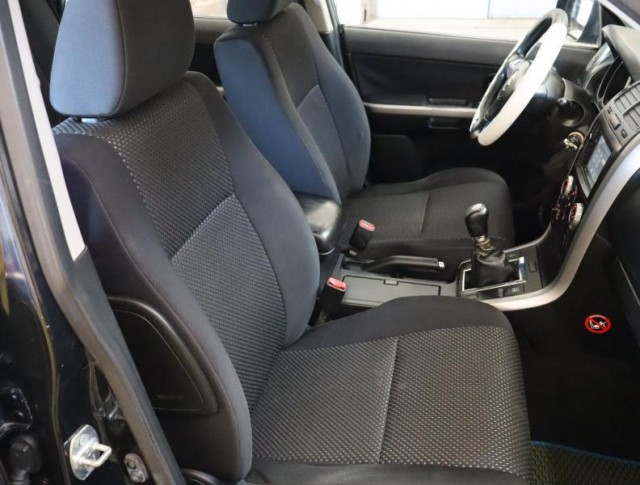Suzuki Grand Vitara  2.0 