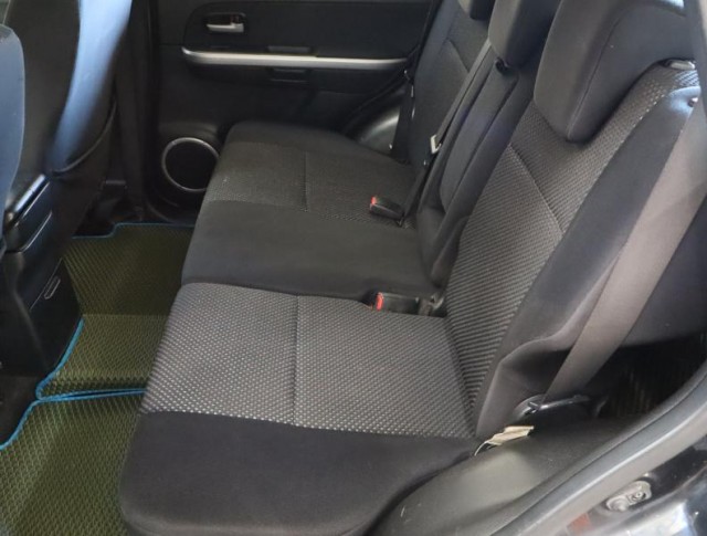 Suzuki Grand Vitara  2.0 