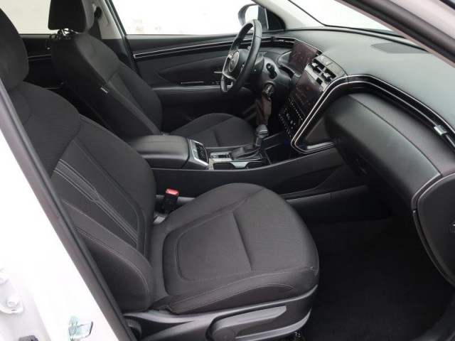 Hyundai Tucson  1.6 T-GDI 48V MHEV Smart