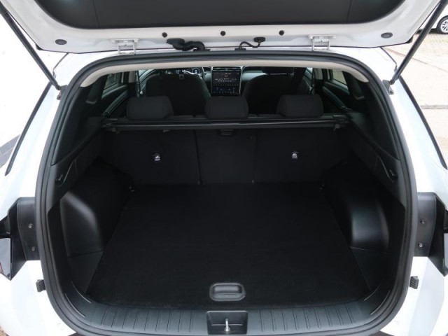 Hyundai Tucson  1.6 T-GDI 48V MHEV Smart