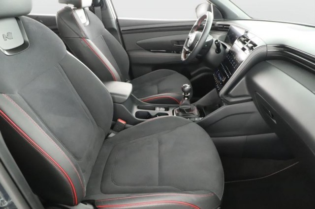 Hyundai Tucson  1.6 T-GDI 48V MHEV 