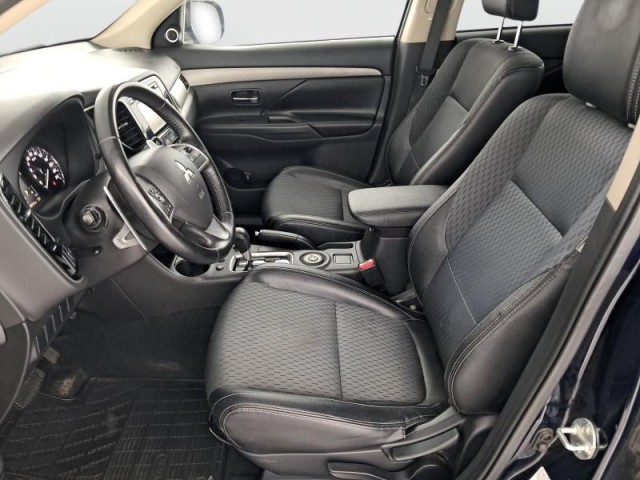 Mitsubishi Outlander  2.2 DI-D 