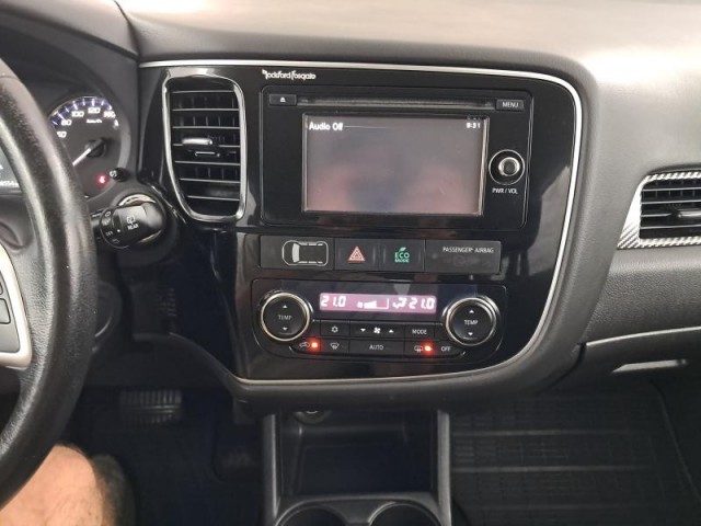 Mitsubishi Outlander  2.2 DI-D 
