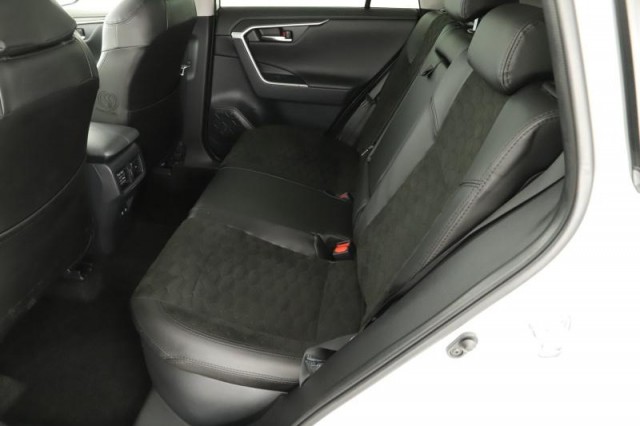 Toyota RAV 4  2.5 Hybrid 